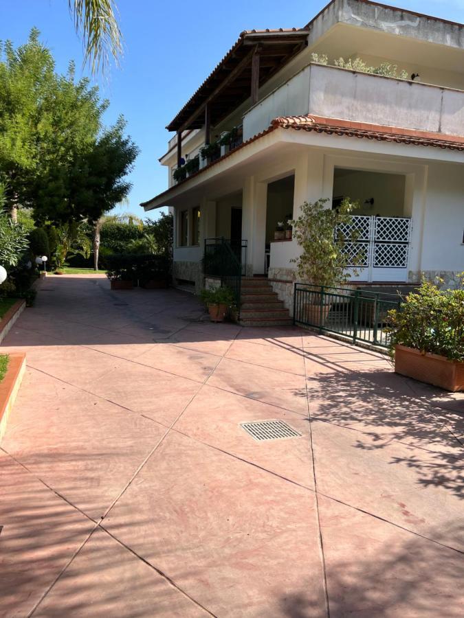 Villa Fugari Mondello Palermo Exterior photo
